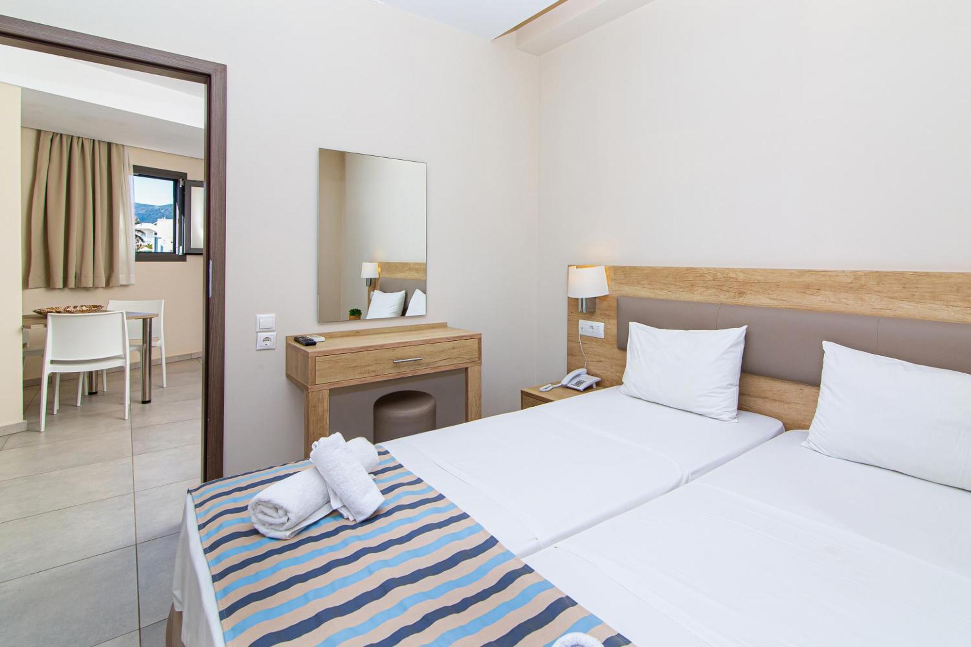 Theo Star Beach Hotel Malia  Ngoại thất bức ảnh