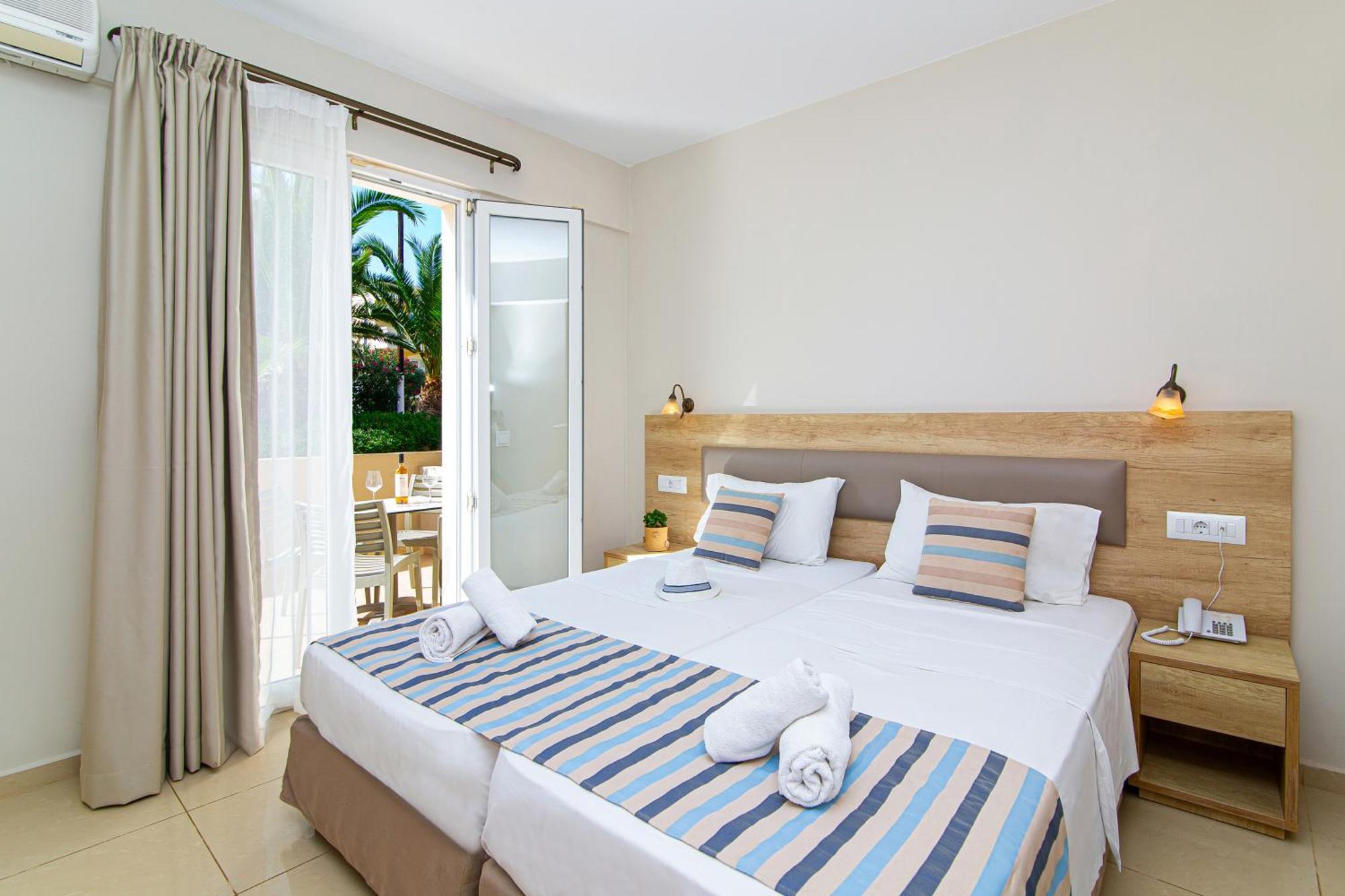 Theo Star Beach Hotel Malia  Ngoại thất bức ảnh